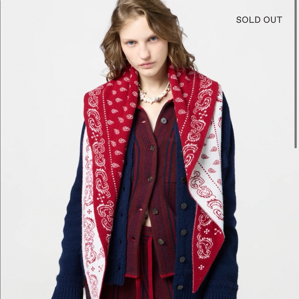 Guest In Residence Wild Rag - Picture 3 of 3